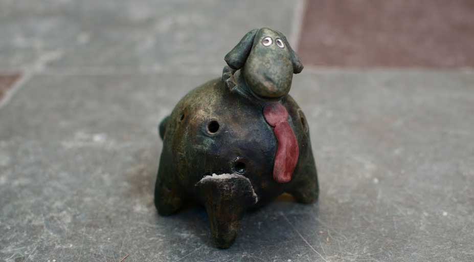Ocarina dog. Photo: Andrea Müller